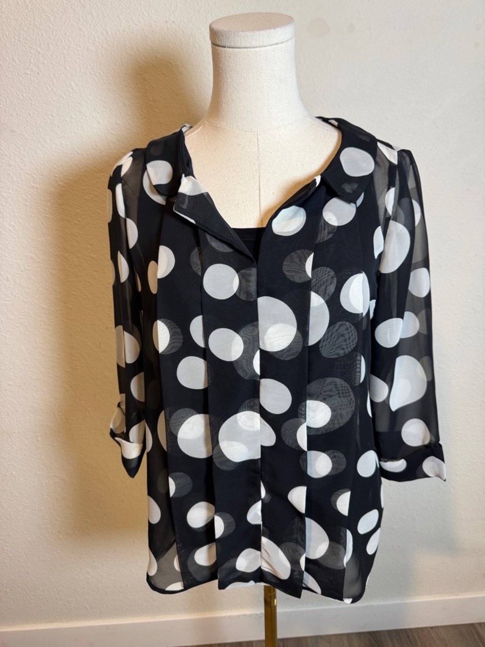 NWT Ravel Black & White Sheer Polka Dot Blouse with Cami AS IS size Medium